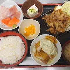 味のデパート Marukami 武蔵小杉店 メニュー 夜の定食 ぐるなび
