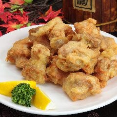 鶏唐揚げ　(炸子鶏)