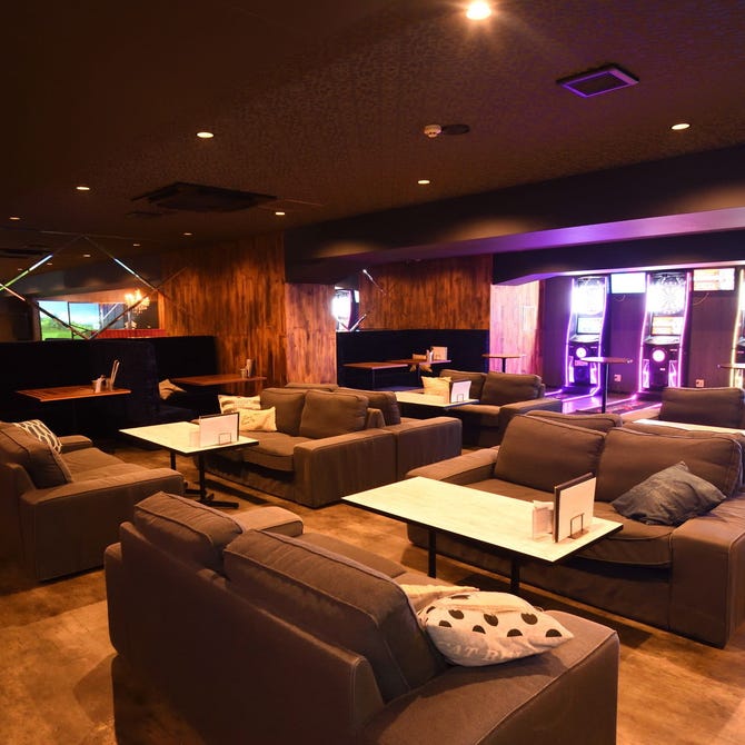 Amusement Dining Bonbon アミューズメントダイニングボンボン 東通り 堂山 ダイニングバー ぐるなび