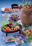季節の味覚をお楽しみいただける『粟田口』／8月のお献立
