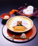 お昼のご会食やご接待などにもおすすめの『東山』／2月のお献立