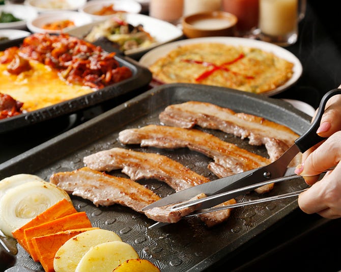 チーズタッカルビと生サムギョプサル 豚友家 トヌガ 新大久保 大久保 韓国料理 ぐるなび