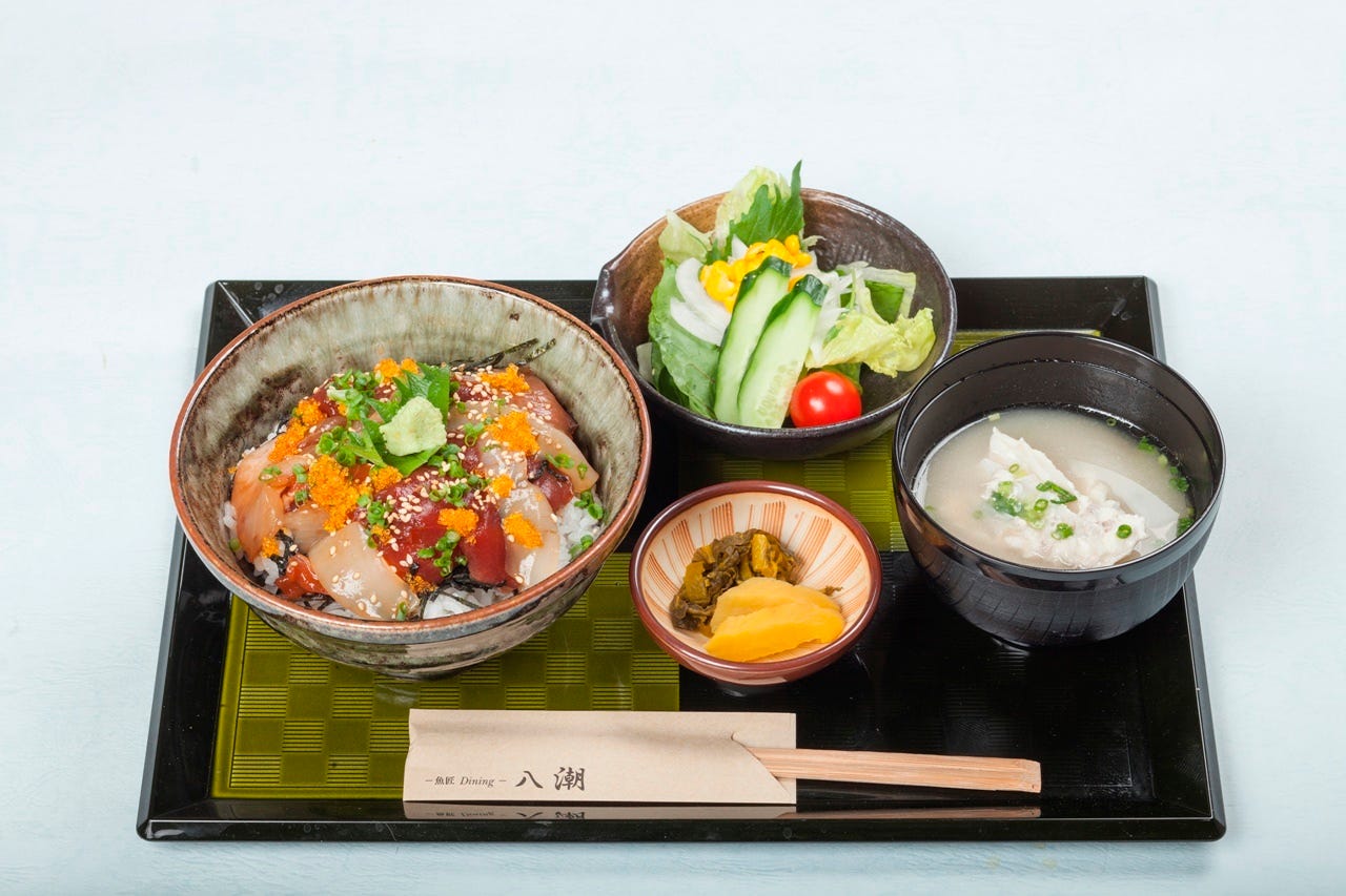 魚匠ダイニング 八潮 活魚問屋直営の居酒屋 魚匠ダイニング 八潮 活魚問屋直営の居酒屋