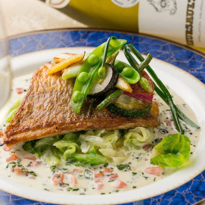 築地のおすすめランチ『ECLORE 』の魚料理