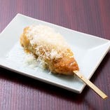 名物 つくね（チーズ）（１本）