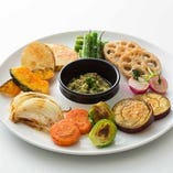BIKiNiで最も人気のある商品のひとつ季節野菜のプランチャ