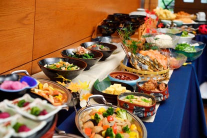 コスパ最強のランチバイキング 京都駅でおすすめしたい人気のお店 ぐるなび