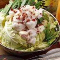 間違いない看板メニュー！牛もつ鍋(醤油・味噌・塩)