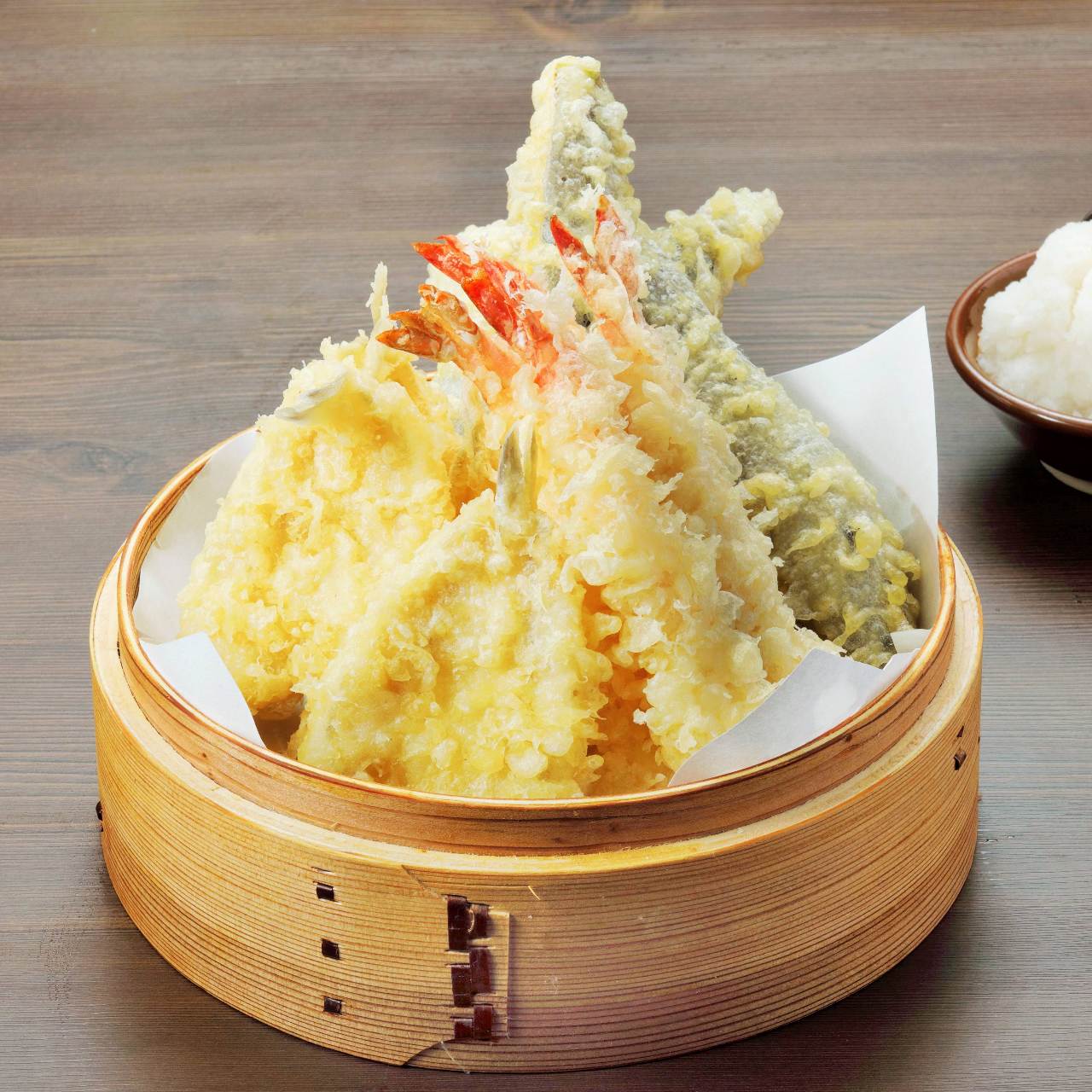 米油の揚げたてで美味しい天ぷら！