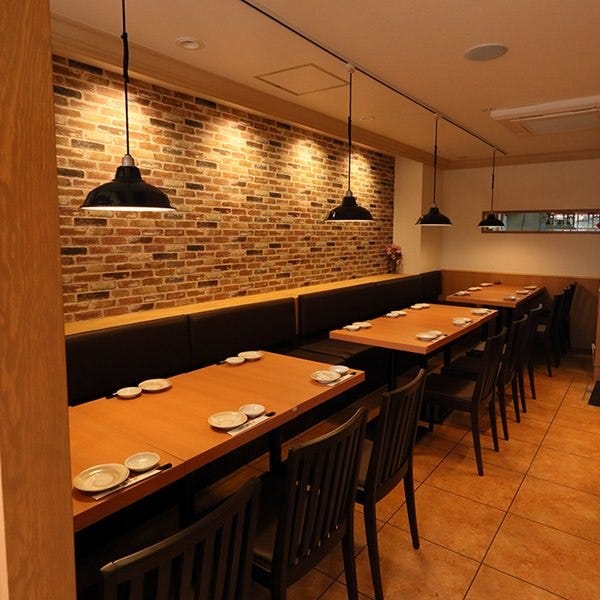 食べ放題 餃子や 東神奈川店 餃子食べ放題 居酒屋
