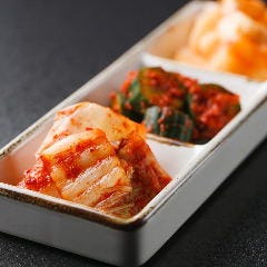 手作りキムチ　白菜キムチ／カクテキ／ 盛り合わせもご用意