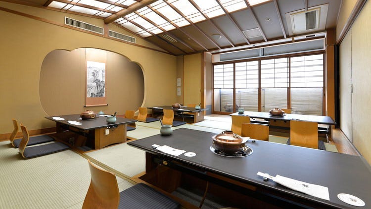 しゃぶしゃぶ すき焼きしゃぶ禅 小倉店_【掘りごたつ個室『伊万里』『有田』（24名様&times;2室）】最大50名様までご利用可能