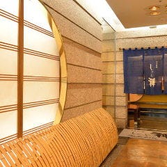 しゃぶしゃぶ すき焼きしゃぶ禅 小倉店_店内に入る前の雰囲気にもこだわりました。