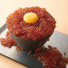 こぼれいくら丼