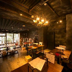 生ハムとPIZZA。86ストア_【貸切OK】30名様～最大40名様まで対応可能！