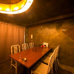 生ハムとPIZZA。86ストア_【個室】10～12名様まで利用可能！ご宴会・接待などにも最適！