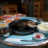 韓国で人気沸騰！ドラム缶焼肉