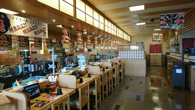 本格グルメ系回転寿司 海都 大安寺店 店内の画像