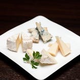 チーズの盛り合わせ 3種