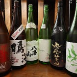 【厳選銘酒】
料理に合う日本酒が常時10種程！COEDOビールも