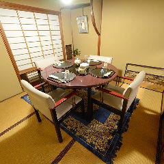 お部屋にてごゆっくりと お食事を…