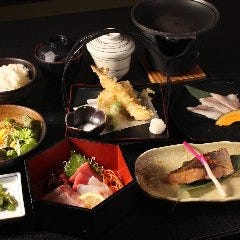 肉と魚とめん料理 なにがし こころ 稲沢店 稲沢 居酒屋 ぐるなび