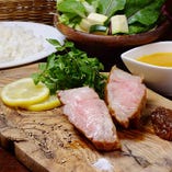 １日限定１０食★三重県産『松阪豚』のステーキ