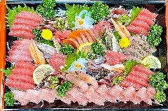 丼のテイクアウトございます　刺身やお寿司　揚げ物全般　オードブル　弁当！いつでもご予約承り中！！