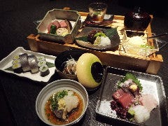 四季旬菜 いおり_おまかせ旬の会席料理　6,500円より御予算に応じて（税込み）