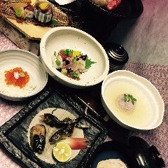 四季旬菜 いおり_季節の食材を盛り込んだコース