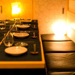 美味しい銘酒や地酒で、旬の肴をお楽しみください。