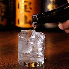 生ビールを含む、種類豊富な飲み放題が最大3時間楽しめます!