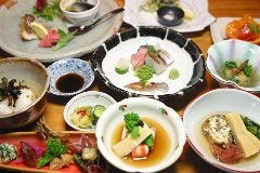 和菜 いたや