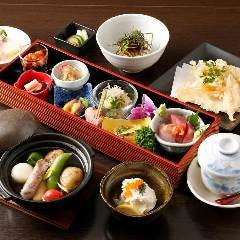 個室会席 和食日和 おさけと 日本橋三越前