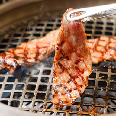 焼肉 あきた苑 白沢街道店_安くて旨い!お料理8品 レトロな空間で味わう満腹焼肉コース「並」