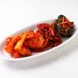 Assortment of 4 types of Kimchi
キムチ