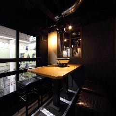 和牛ロース 焼肉 苑莉_2階窓際テーブル席　12名OK