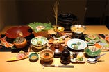 四季折々の旬食材を使用した京料理をコースにてご提供。