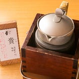 全国各地の厳選した日本酒をこだわりの温度でご提供