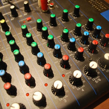 完全個室居酒屋 伊達なおもてなし DUCCA 仙台駅前店_PAセット ミキサー・マイク一本