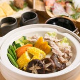 あっさり派に人気の蒸し料理。野菜と京都丹波高原豚を土鍋で蒸しました！
