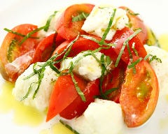 TRATTORIA KAWANABE