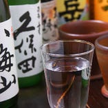 ビール、カクテル、ワイン、日本酒など品数豊富なアルコール。