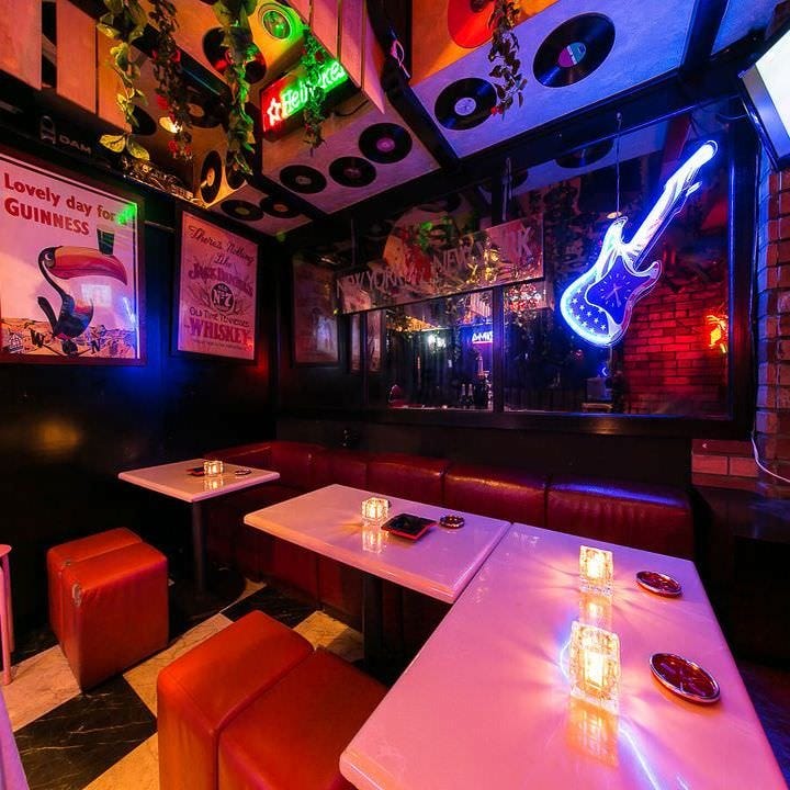 貸切パーティラウンジ ルーキャステル 東京新宿歌舞伎町店 宴会 シャンパンタワー 貸切パーティラウンジ ルーキャステル 東京新宿歌舞伎町店 宴会 シャンパンタワー