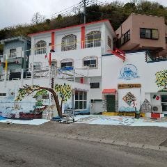 和歌山雑賀崎 名物日の本カレーと海鮮×テラスBBQ 青天の洞窟