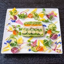 ＜ディナー＞『今月のエピスコース』四季折々の食材と確かな技術が織りなす美味なる饗宴