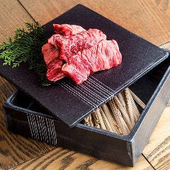 牧草牛ハラミの藁焼き
