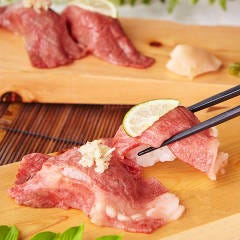 【肉派のあなた】肉寿司3種や和牛サイコロステーキの7品『肉コース』2h飲み放題付4400円⇒3300円