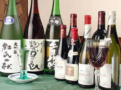 日本酒、ワインも串かつに合うものばかり！