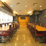2）テーブル席個室　ご宴会フロア
最大40名様まで着席可能